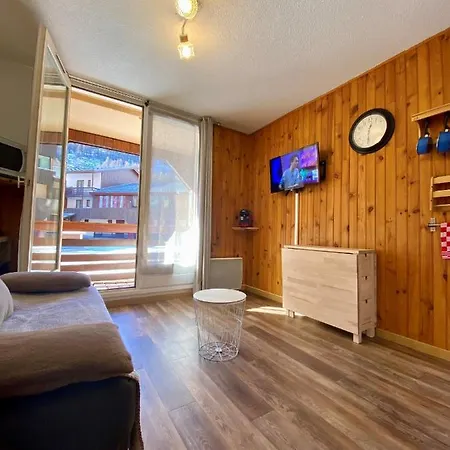 Centre Station - La Foux D'allos - T2 Allos