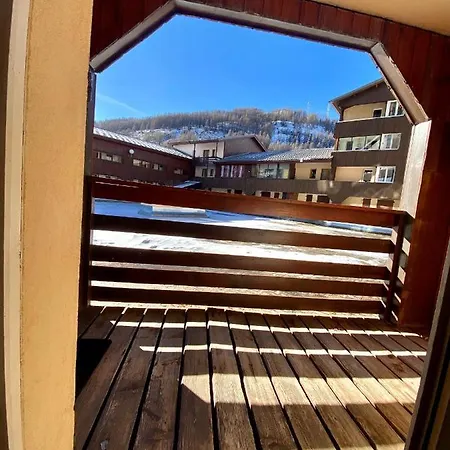 Centre Station - La Foux D'allos - T2