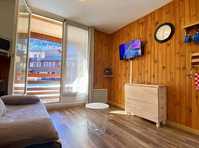 Centre Station - La Foux D'allos - T2 Allos